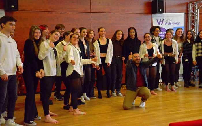 Poitiers - Le trompettiste Ibrahim Maalouf en visite au lycée Victor-Hugo