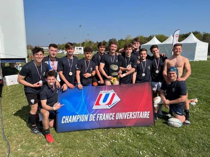 Rugby universitaire - Poitiers champion de France de N2