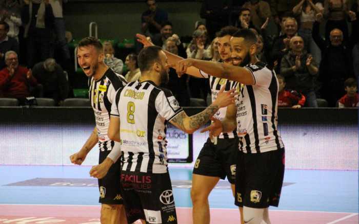 Volley/Ligue A - Le SPVB débute les play-downs par une victoire