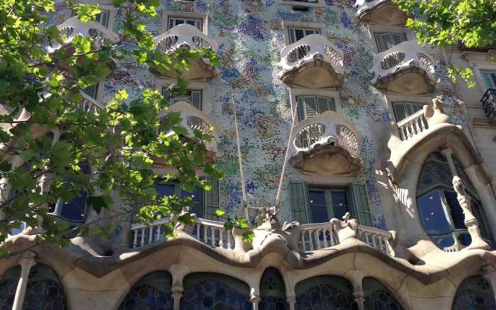 Antoni Gaudí, entre modernité et géométrie