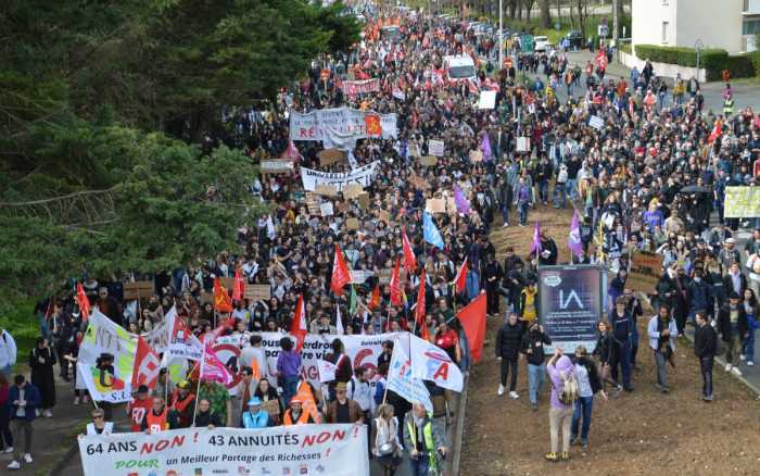 Les syndicats font le plein