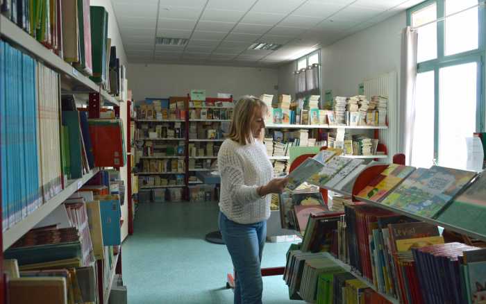 La bibliothèque pédagogique menacée