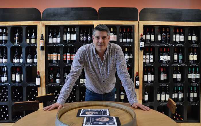 Julien Dumas, In vino  veritas
