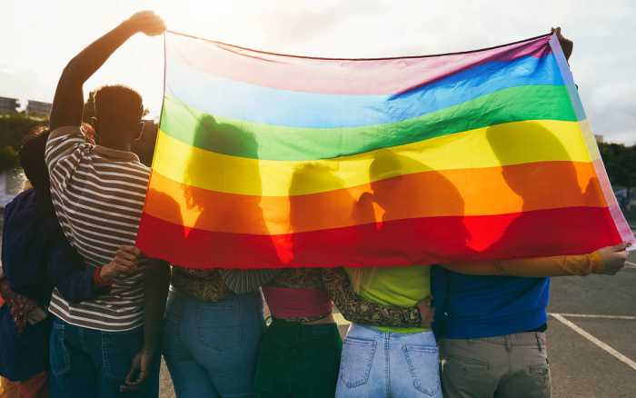 Vigilance face aux actes anti-LGBT