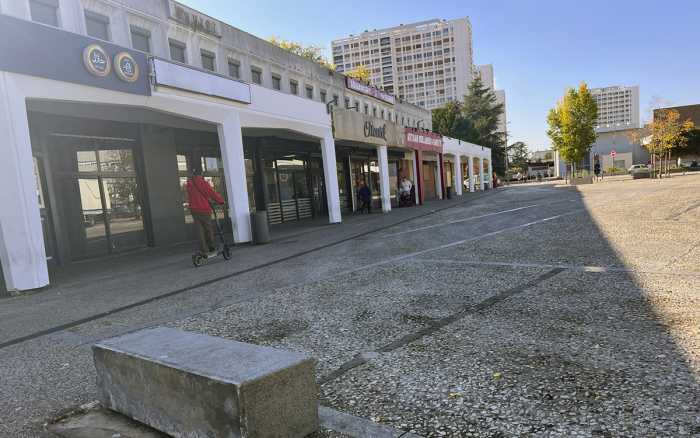 Aux Couronneries, un an après la mort d’Anis