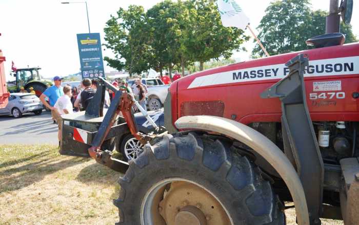 Mobilisation agricole : les syndicats annoncent un blocage vendredi
