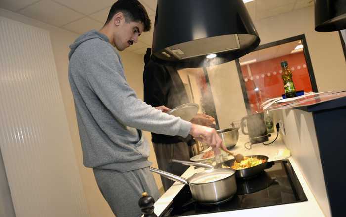 Au PB86, des joueurs aux fourneaux et sur le terrain