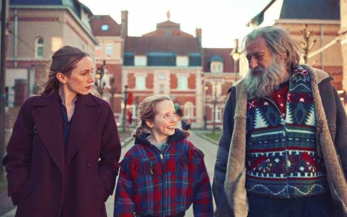 À la poursuite du Père Noël : Humour, magie… et une touche de gravité