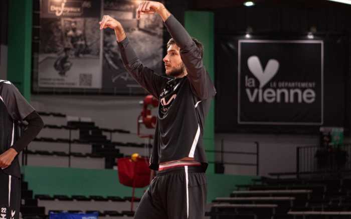 Volley/ MSL - Poitiers fait trembler le leader avant de céder (2-3)