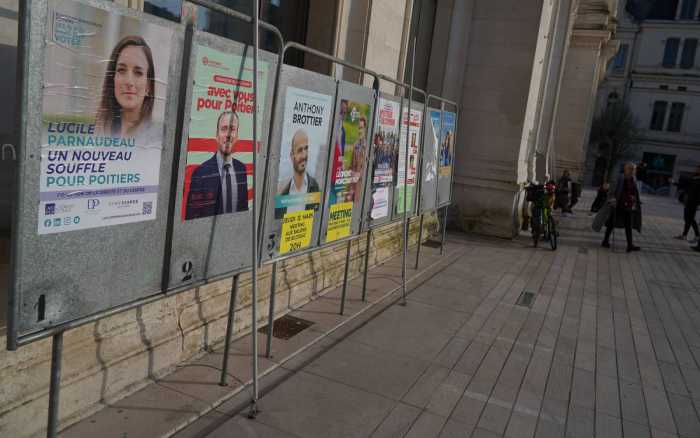 Municipales : les réactions des six qualifiés au second tour à Poitiers
