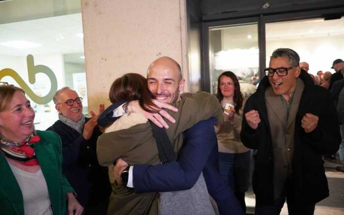 Municipales/Poitiers - La première réaction du nouveau maire Anthony Brottier