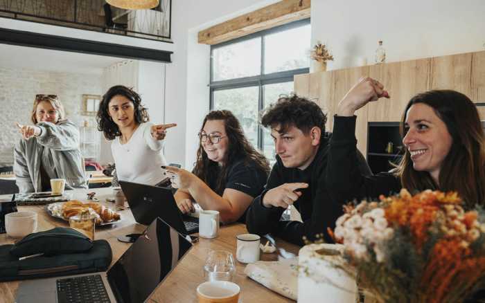 Les indépendants misent sur le collectif