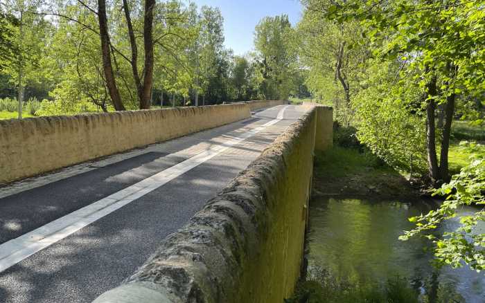 Les ponts sous tension