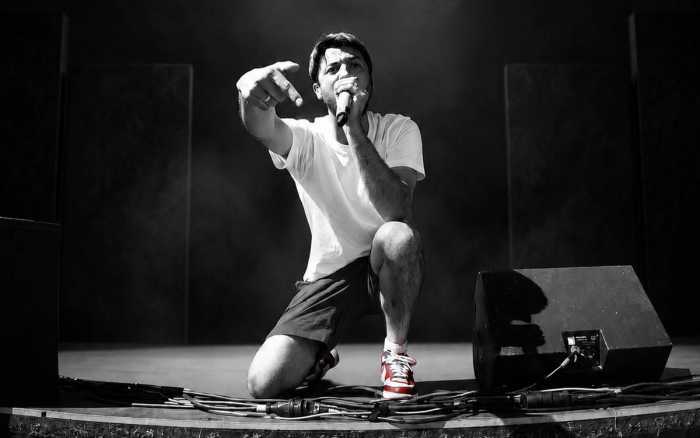 MC Defra, rappeur affranchi