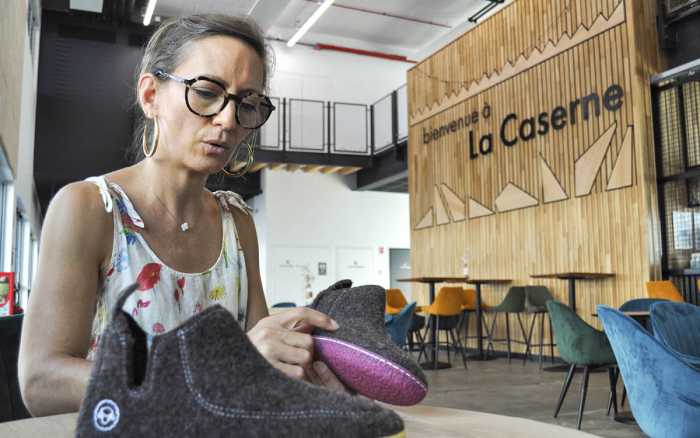 Feutré  dans ses petits chaussons