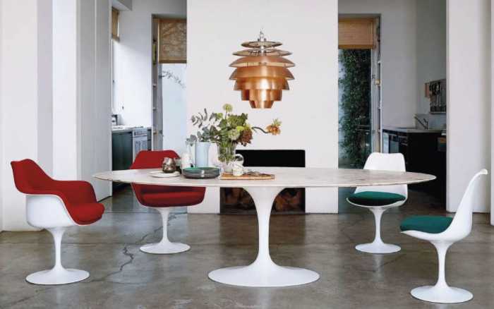 La table Tulip,  toute de rondeur et de légèreté