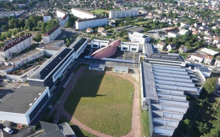 Lycées : un plan d’urgence face aux fortes chaleurs