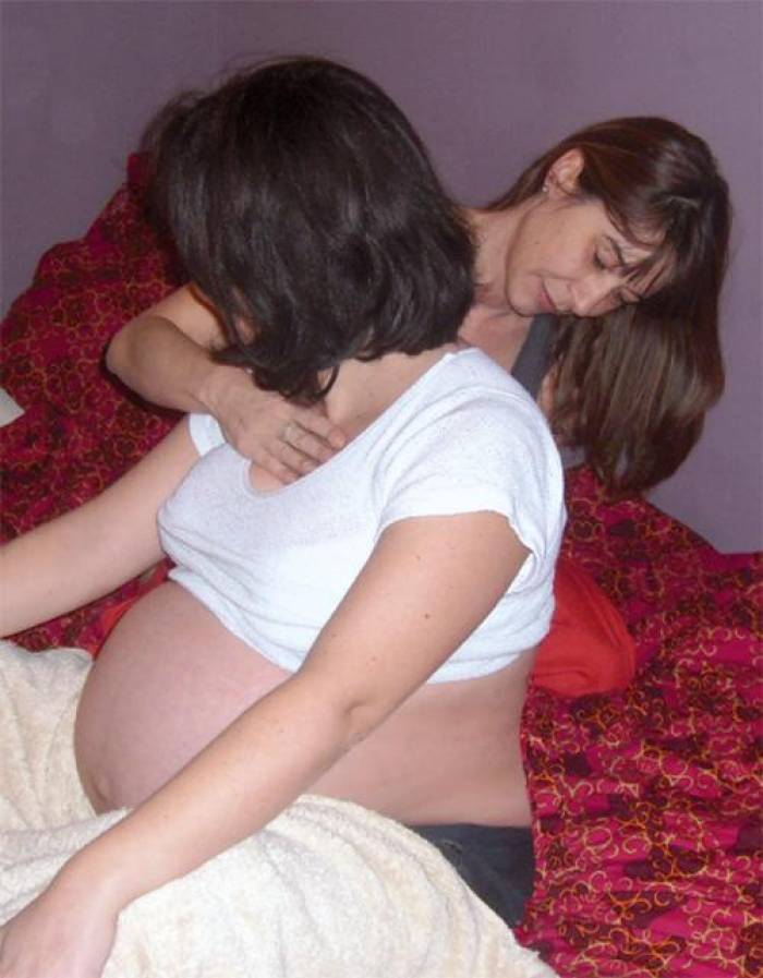 Un massage avant de donner naissance ?