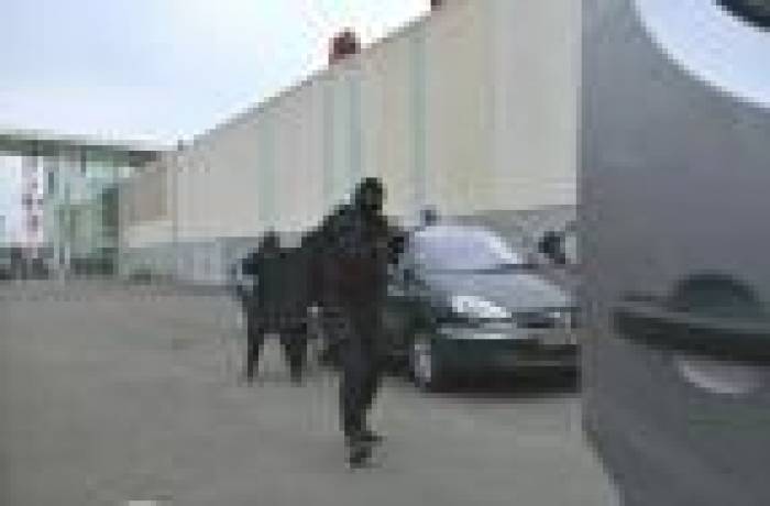 Bain de foule pour les forces de l'ordre