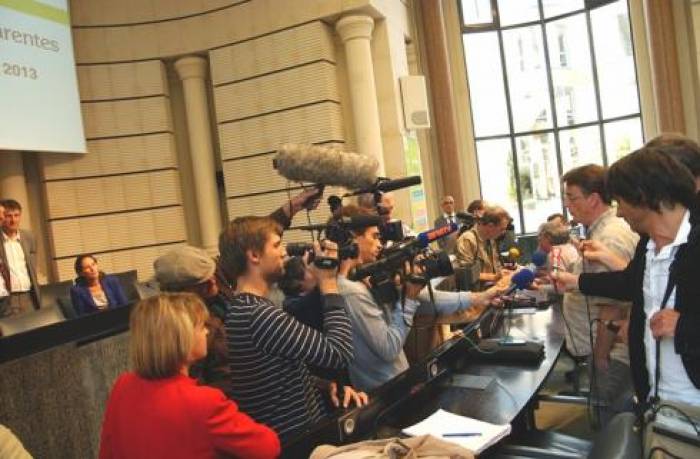La Région appelle les clients<br> à rester