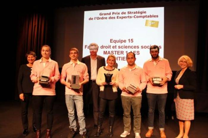 Les étudiants poitevins récompensés au Tournoi de gestion